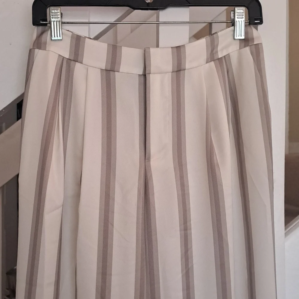 Seroya Marlowe Satin Cream & Tan Neutral Striped Trousers Sz S LIKE New - Picture 2 of 8